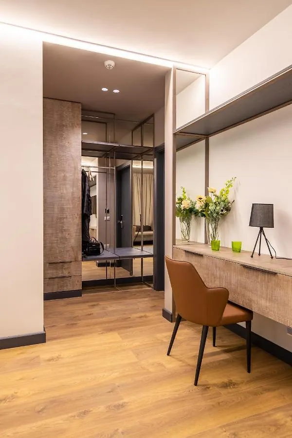 Allure Boutique Hotel Тирана