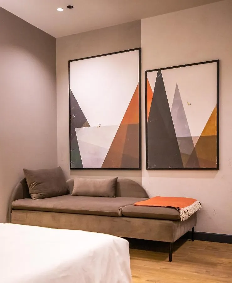 Allure Boutique Hotel Тирана