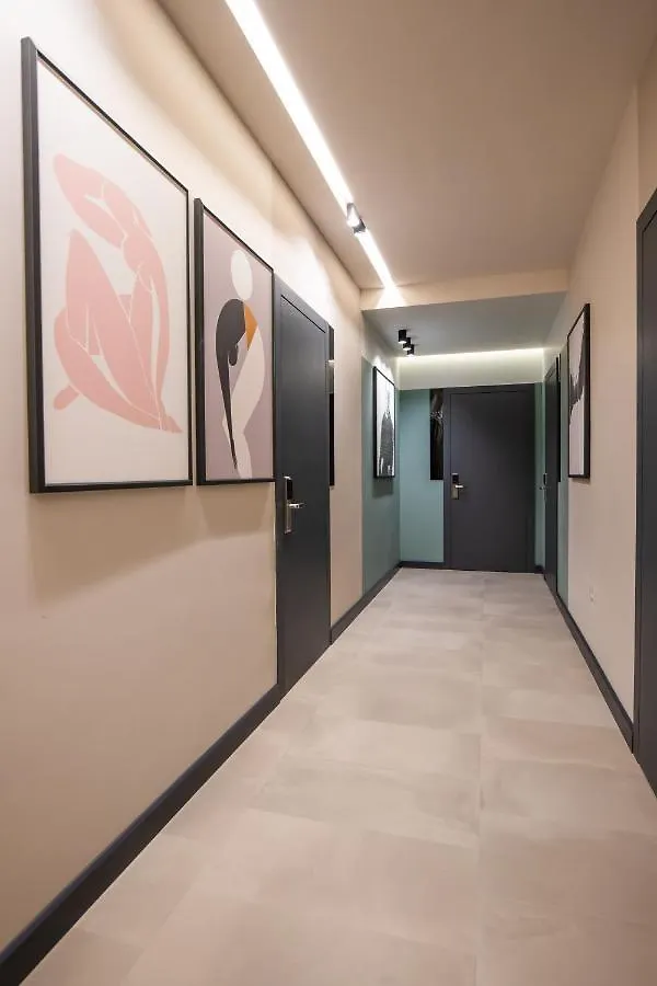 ****  Allure Boutique Hotel Тирана Албания